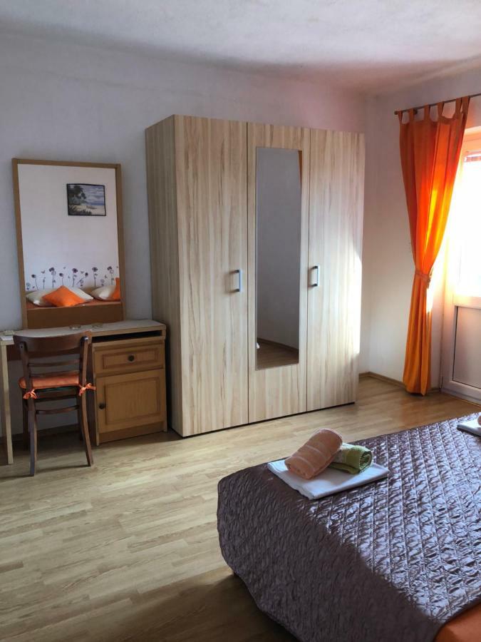 Apartments Mate Baška Voda Exterior foto